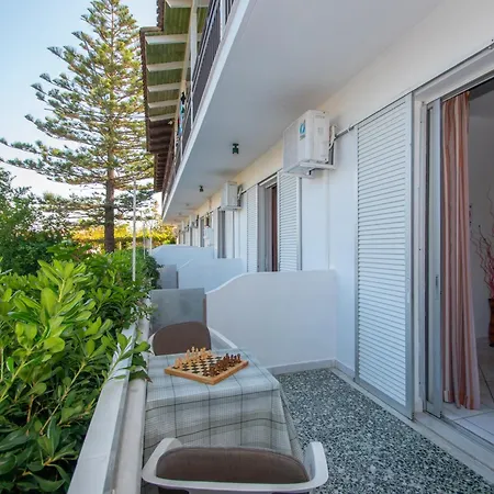 Theodora Location In Next To The Party Area 3*